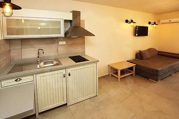 Anastasia * Σκάλα Ποταμιάς